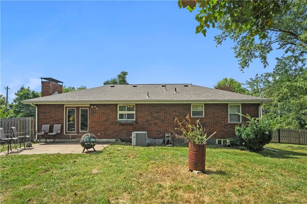 6705 S Elm Street — photo 34