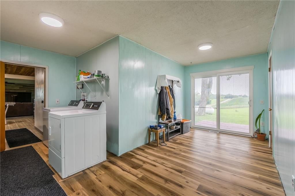 1611 NW Millcreek Drive — photo 27