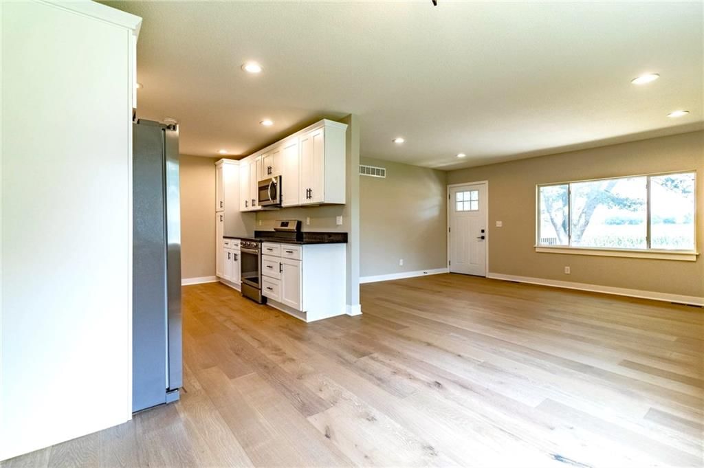 204 S Race Street — photo 12