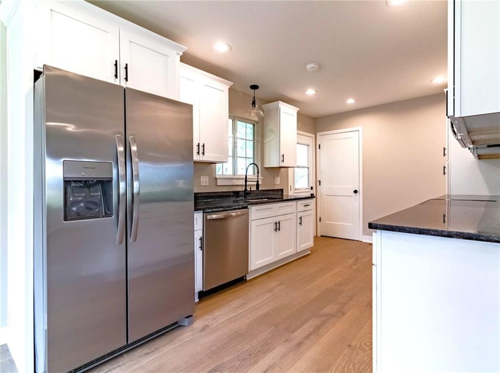 204 S Race Street — photo 14