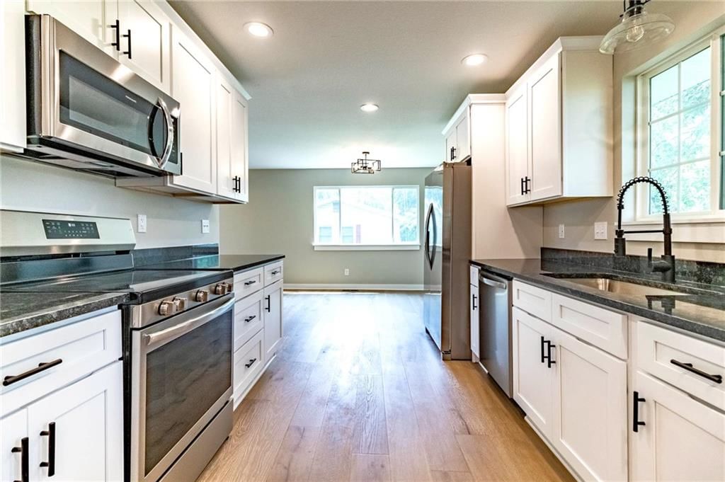 204 S Race Street — photo 16