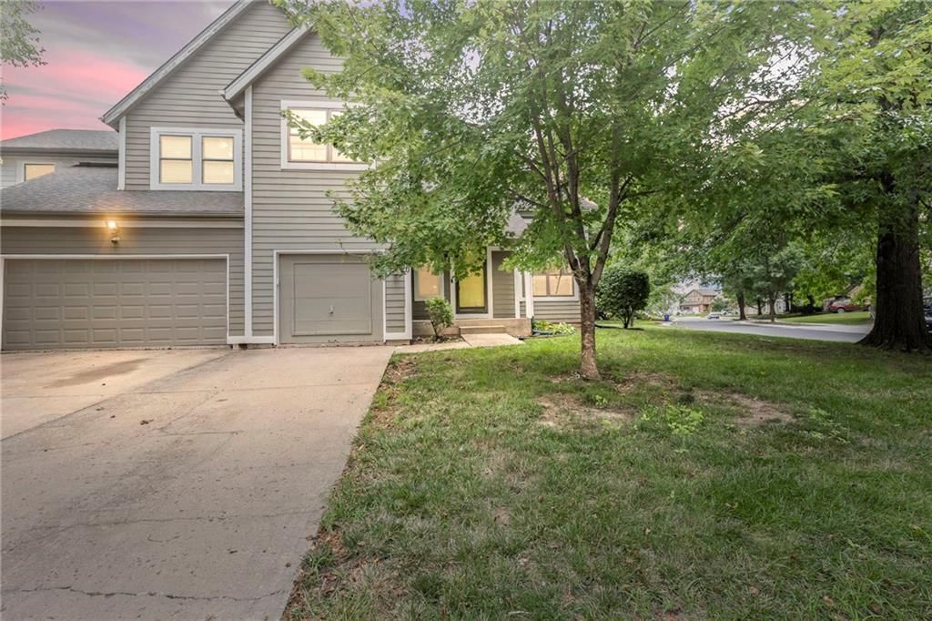 10600 W 115th Terrace — photo 28