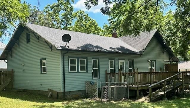718 W Maple Street — photo 4