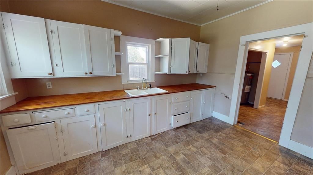 718 W Maple Street — photo 10