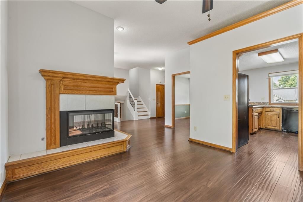 611 N Sycamore Street — photo 18