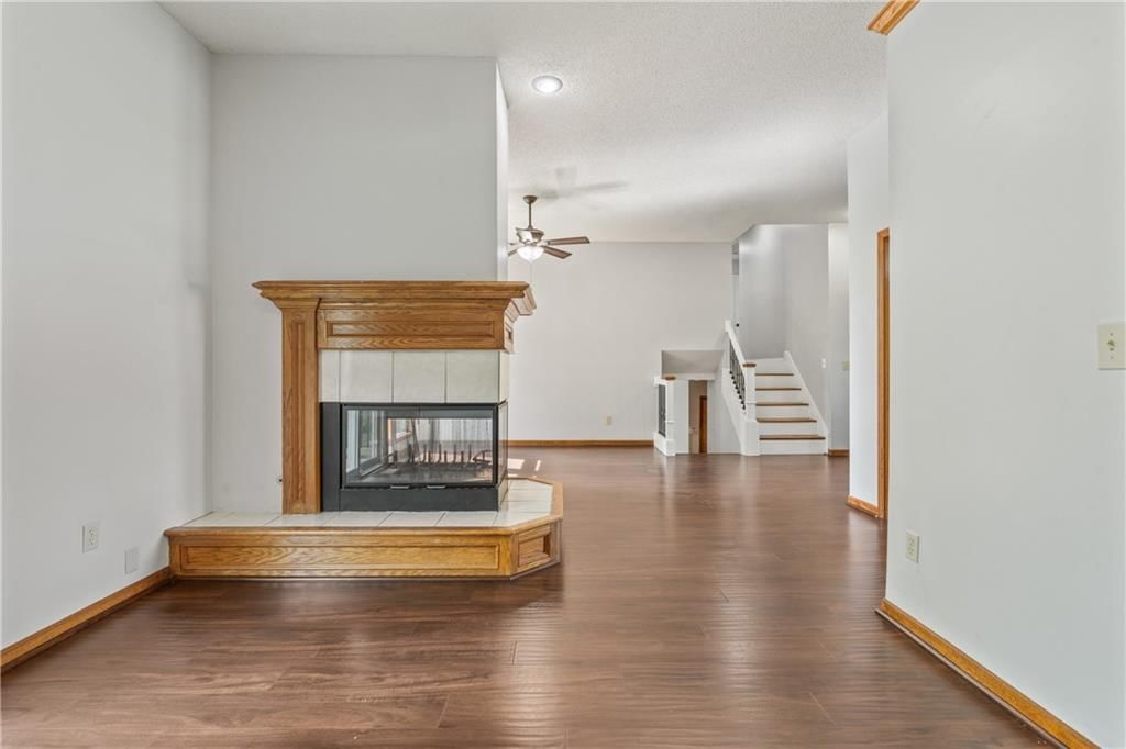 611 N Sycamore Street — photo 20