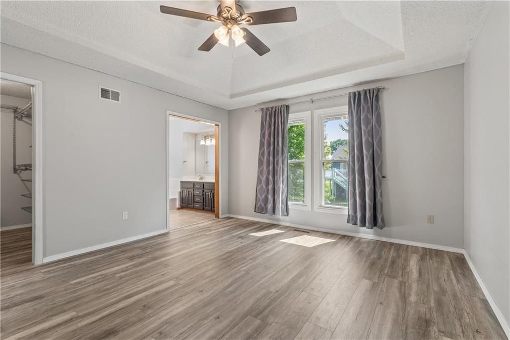 611 N Sycamore Street — photo 23