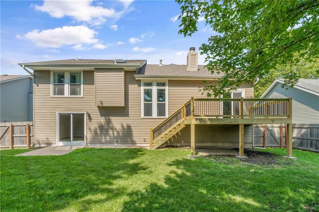 611 N Sycamore Street — photo 46