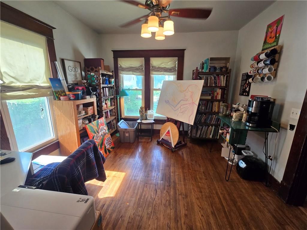 601 E Peoria Street — photo 23