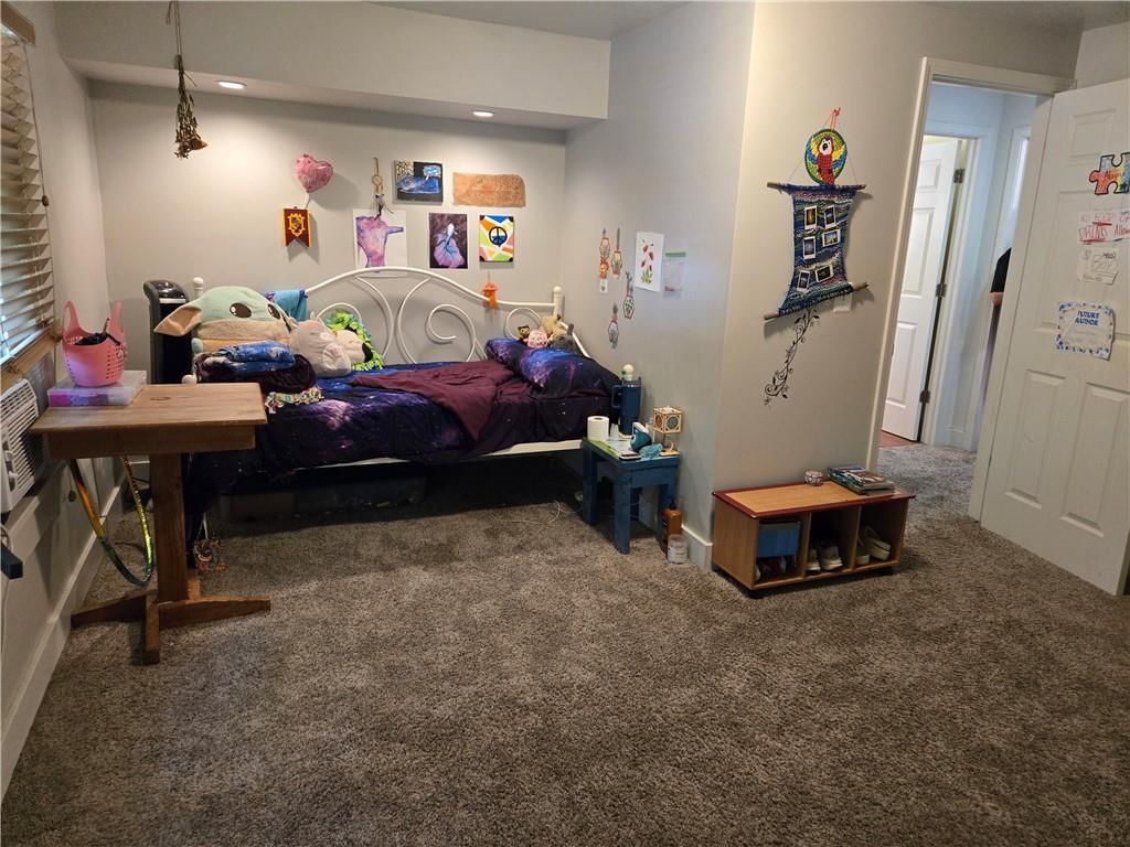 601 E Peoria Street — photo 32