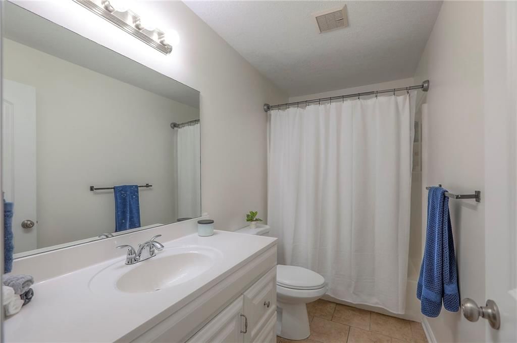 606 W Smith Street — photo 8