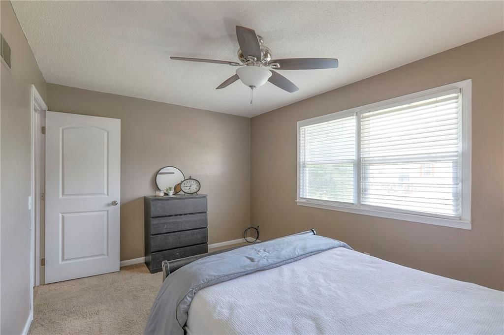 606 W Smith Street — photo 10
