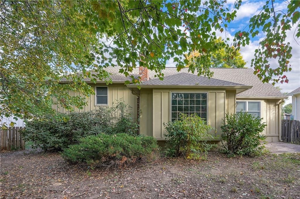 12321 W 102nd Street — photo 35