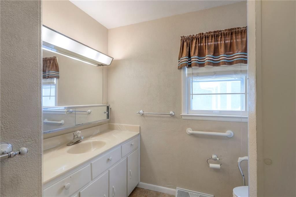 1800 S Harding Street — photo 20