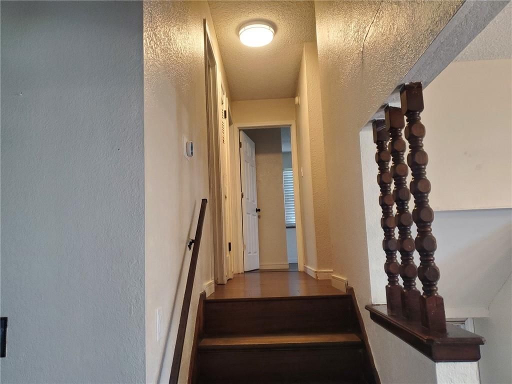 1512 NW Kingston Drive — photo 8