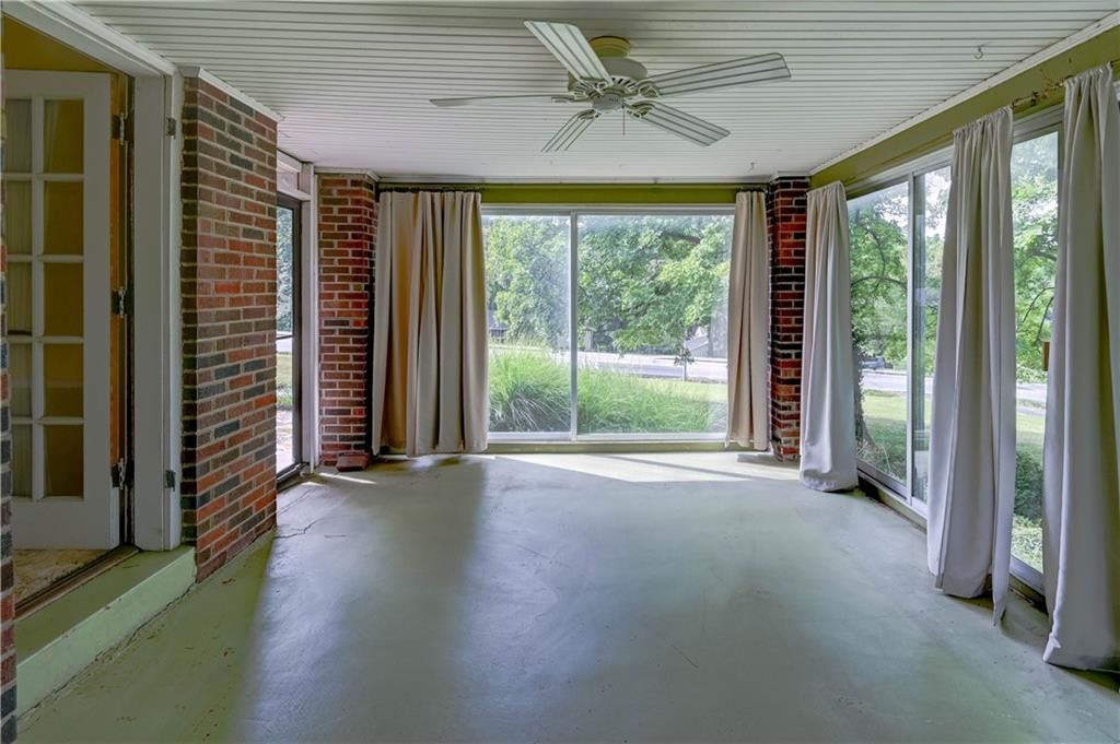 7612 E Gregory Boulevard — photo 28