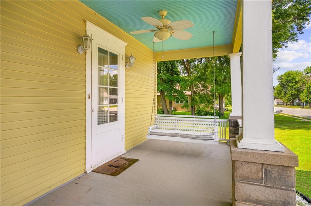 205 W Main Street — photo 12