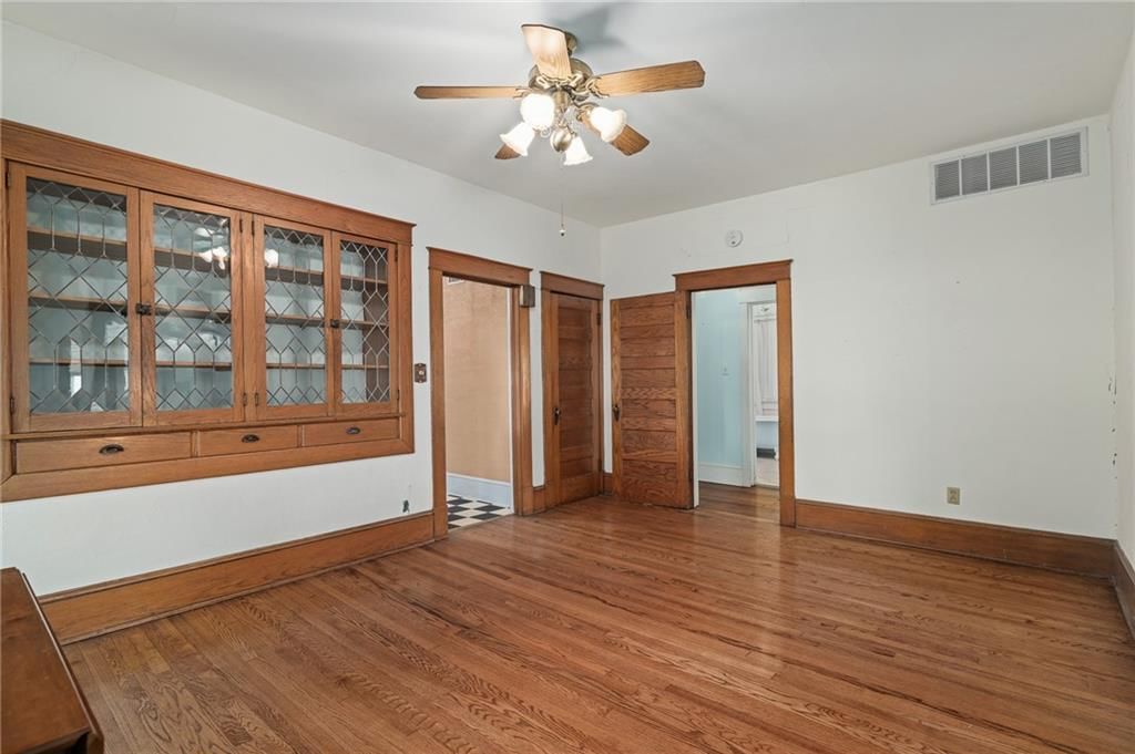 205 W Main Street — photo 24