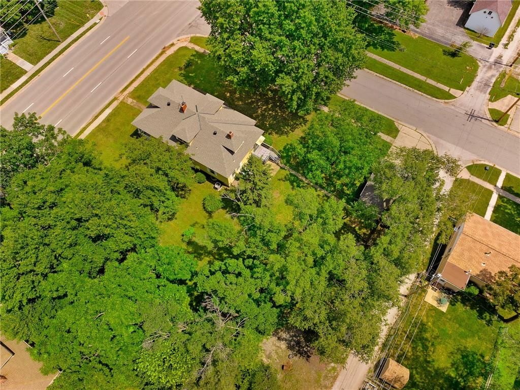205 W Main Street — photo 43