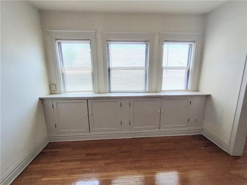 3907-3909 Central Street — photo 12