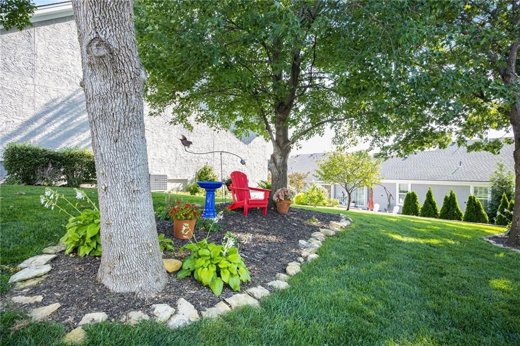 11024 W 98th Street — photo 22