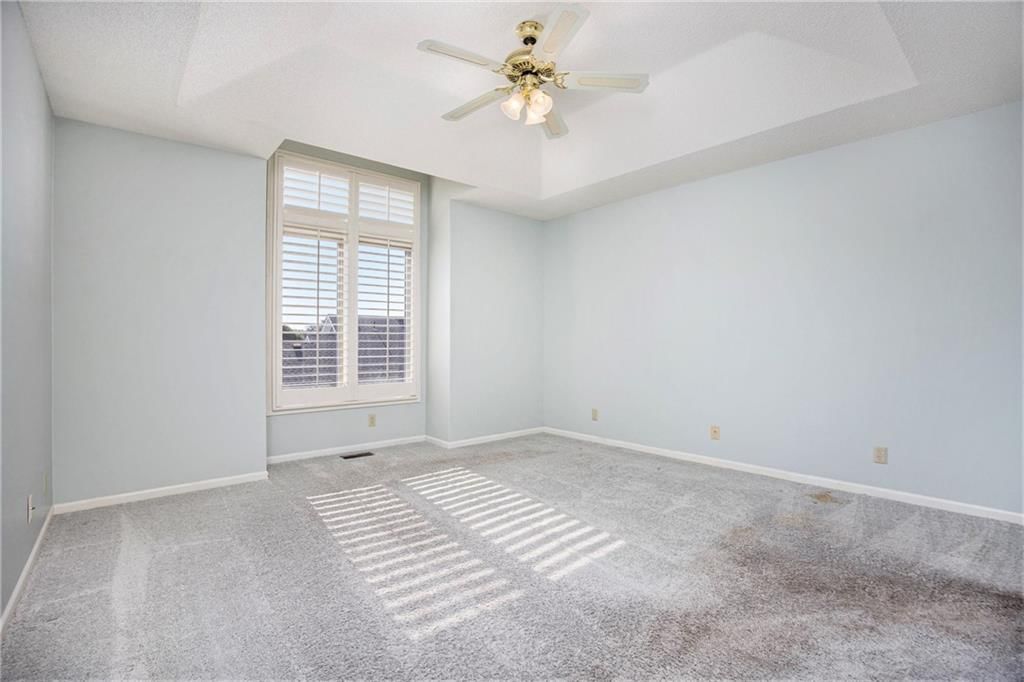 11024 W 98th Street — photo 10