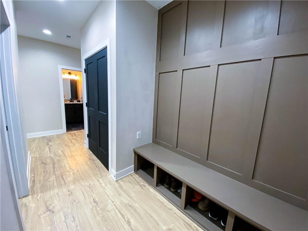 718 SW 800th Road — photo 14