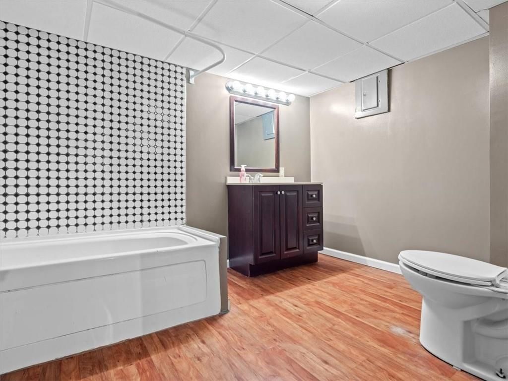 1035 E Hyde Park Avenue — photo 19