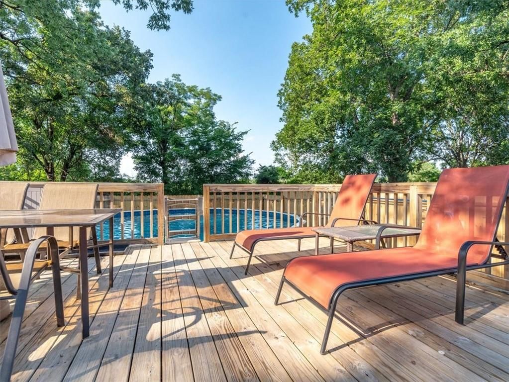 1035 E Hyde Park Avenue — photo 27
