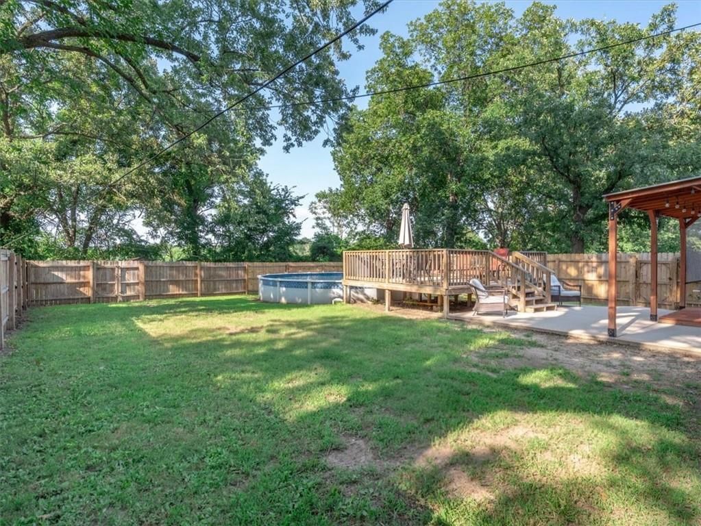 1035 E Hyde Park Avenue — photo 29