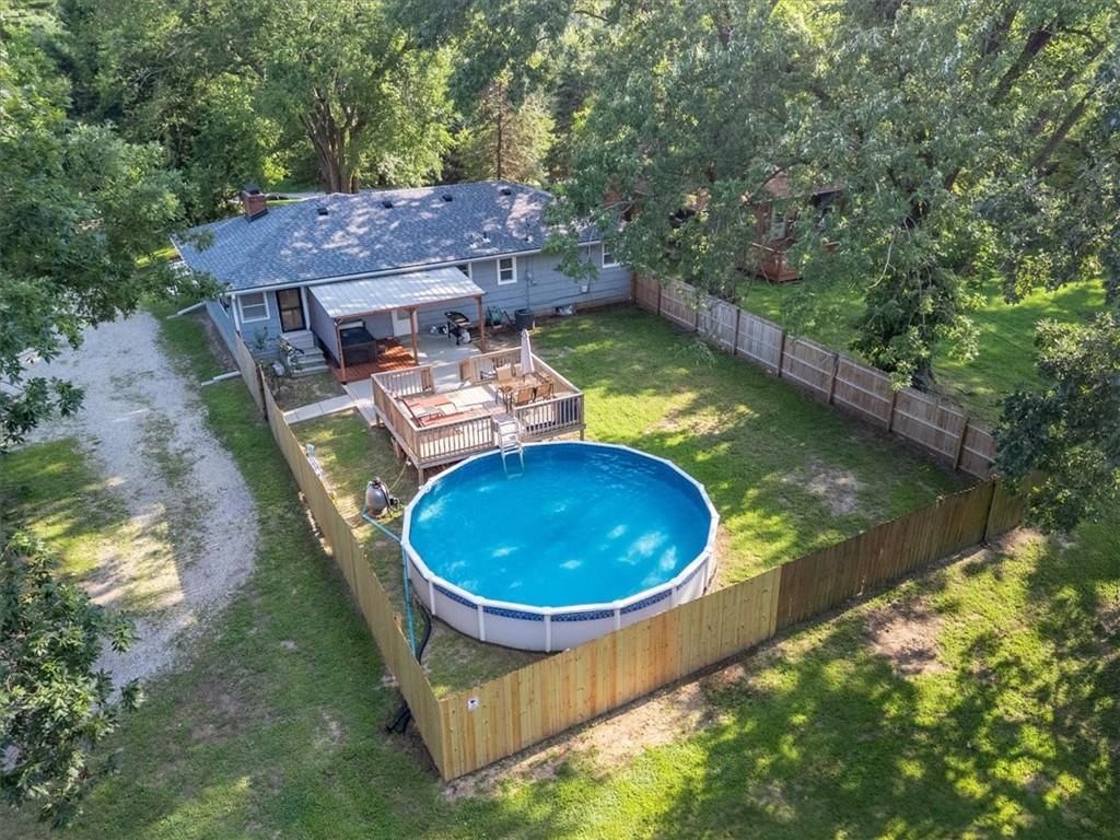 1035 E Hyde Park Avenue — photo 33
