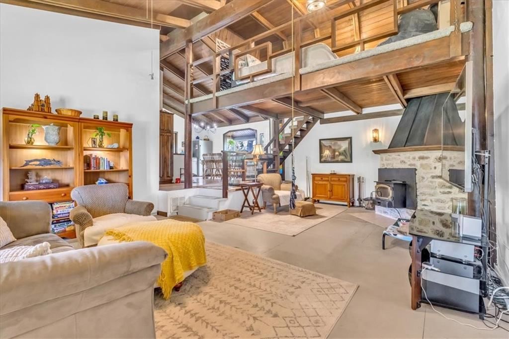 8425 Zacery Lane — photo 9
