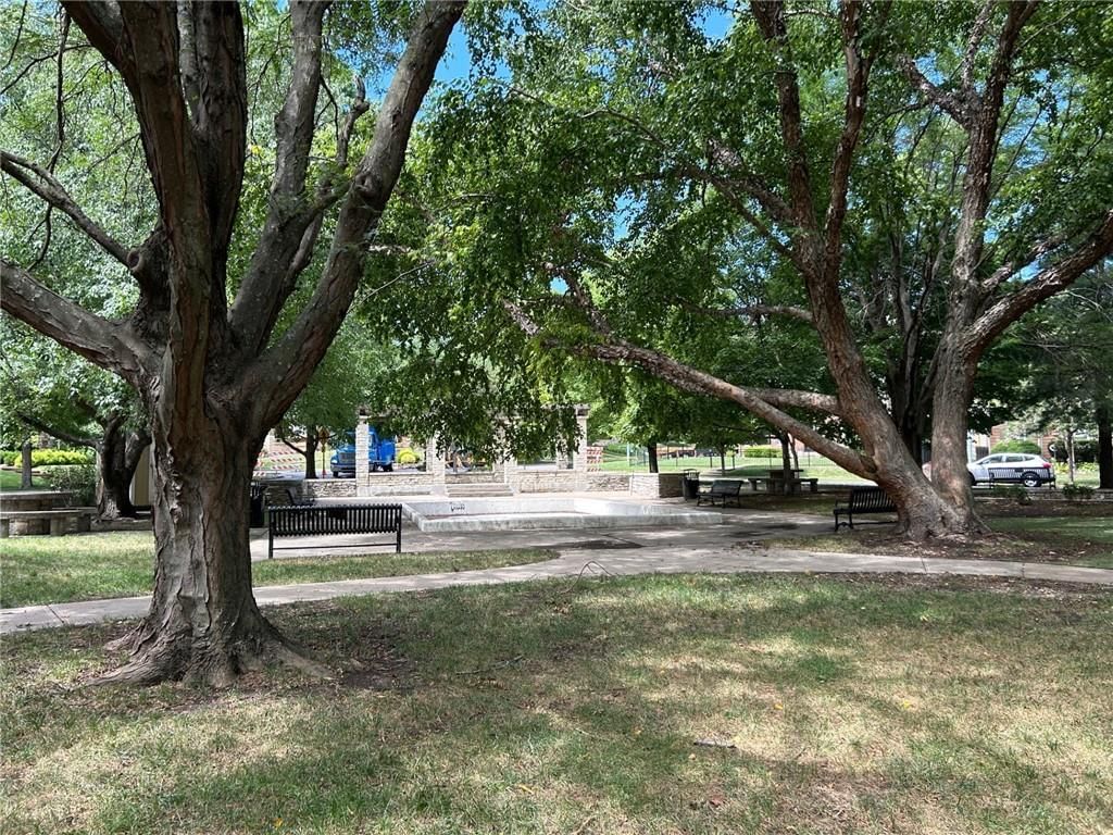 6811 Edgevale Road — photo 32