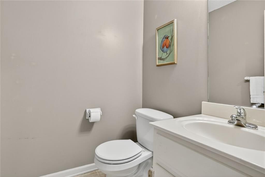 12147 S Monroe Street — photo 11