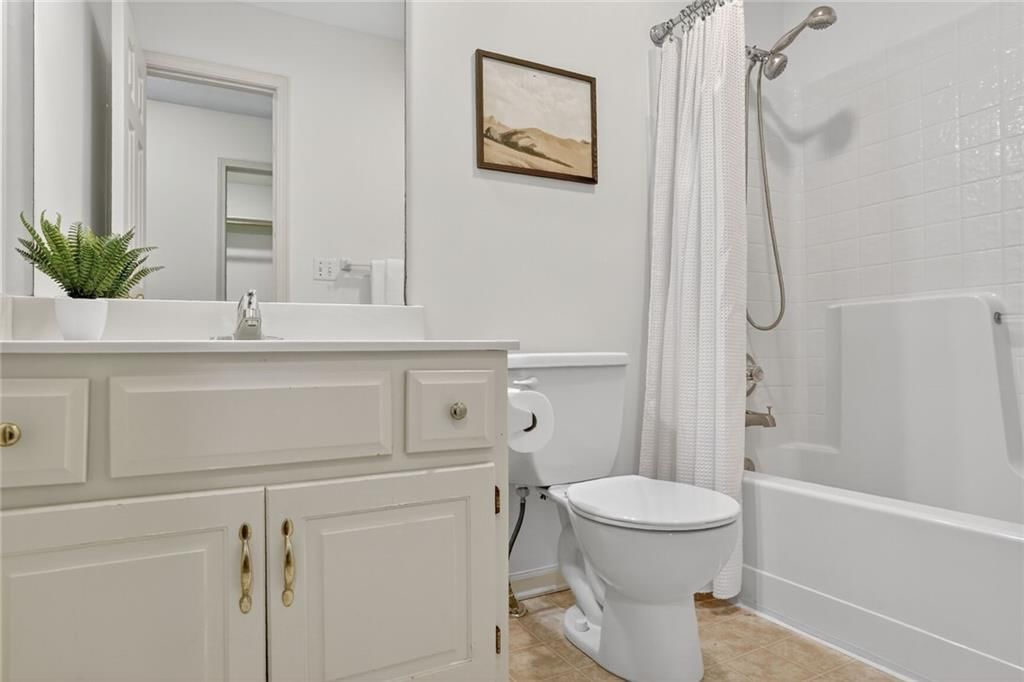 12147 S Monroe Street — photo 19