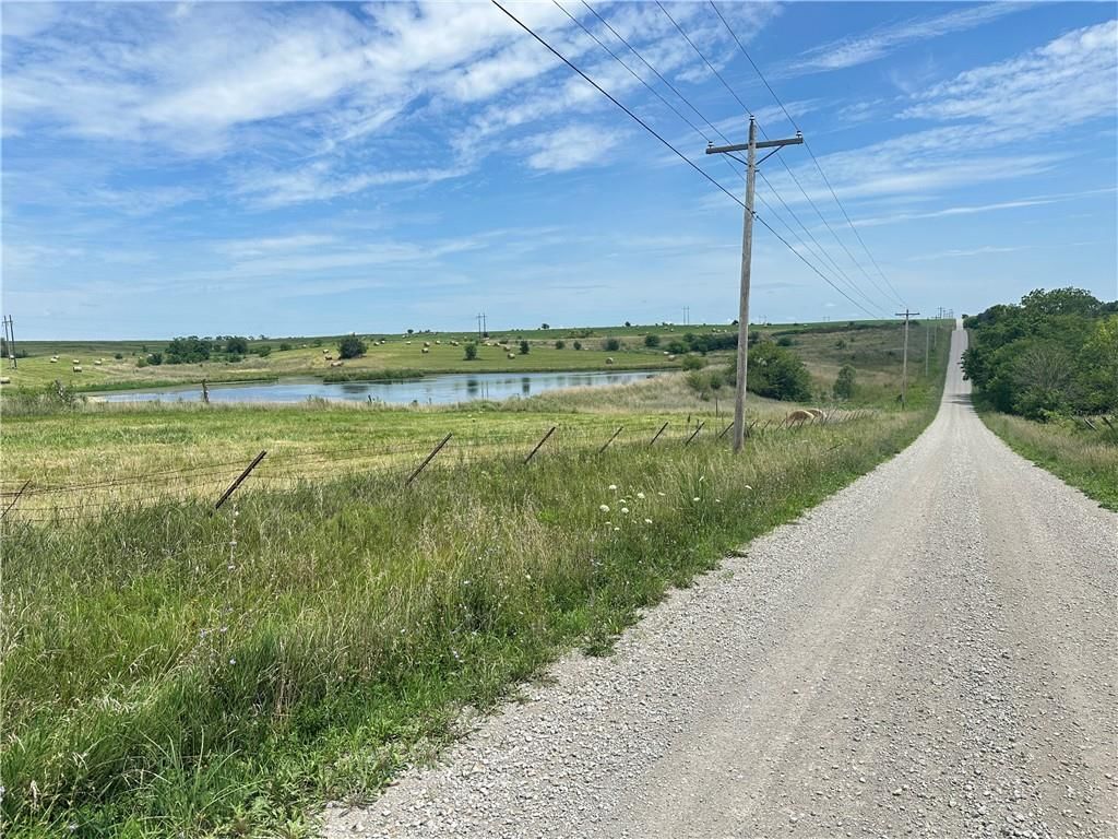 NW Pleasant Road — photo 19