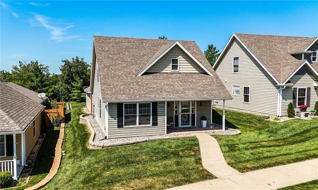 4807 N Creek Woods Drive — photo 2