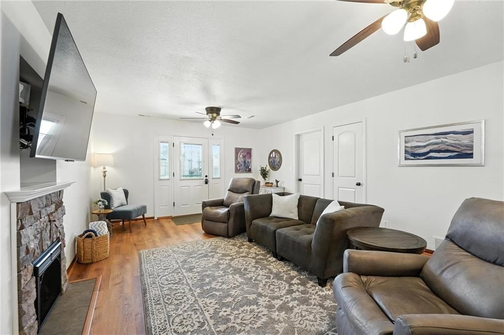 4807 N Creek Woods Drive — photo 15