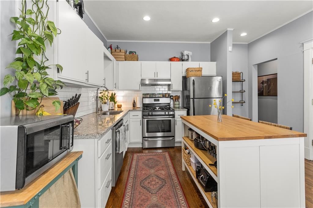 4403 Genessee Street — photo 15