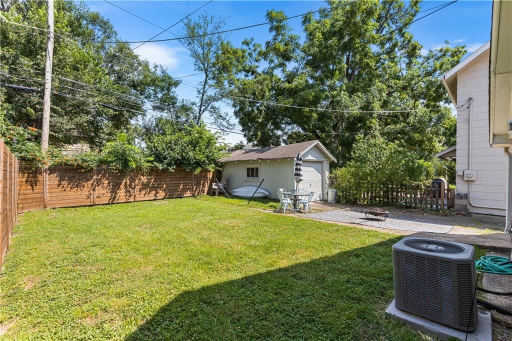 4403 Genessee Street — photo 25