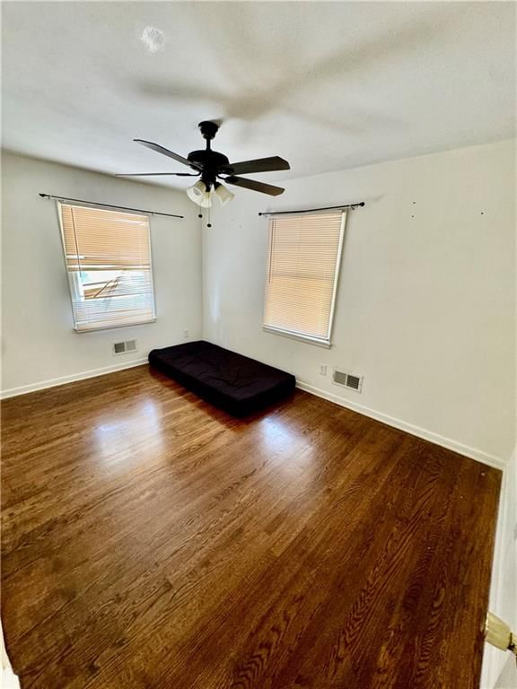 4432 NORLEDGE Avenue — photo 7