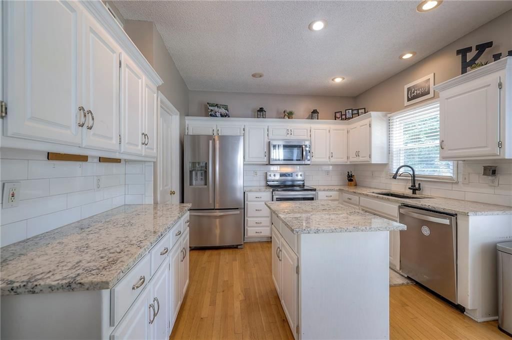 16727 W 156th Street — photo 5