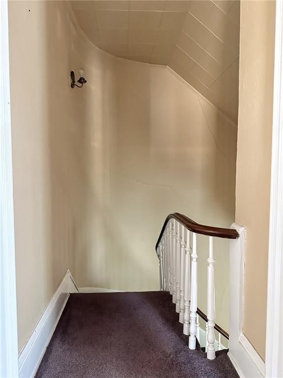 421 W 12th Street — photo 34