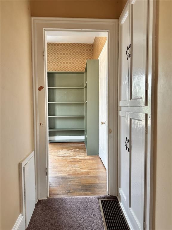 421 W 12th Street — photo 35