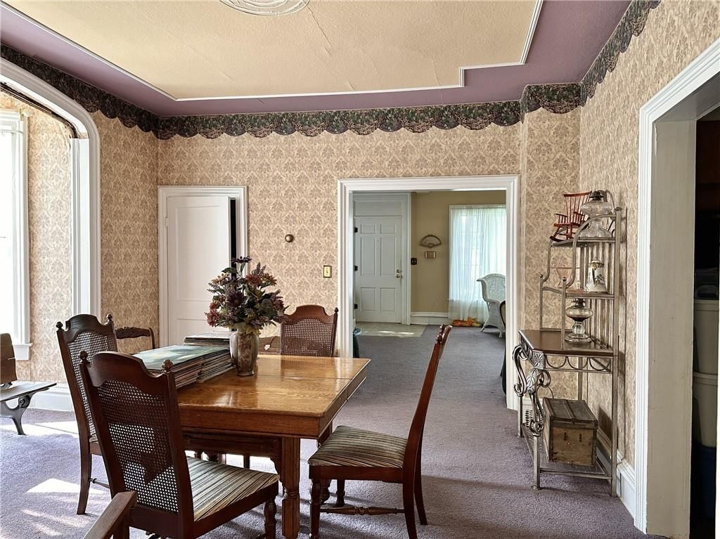 421 W 12th Street — photo 9