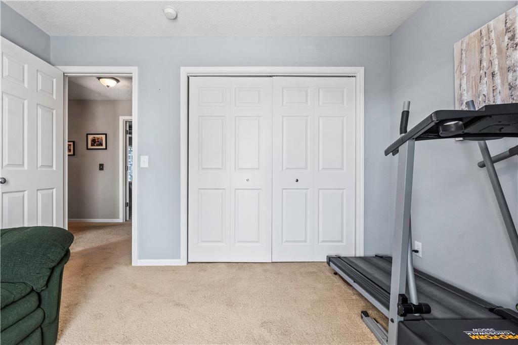 8120 N Myrtle Avenue — photo 28