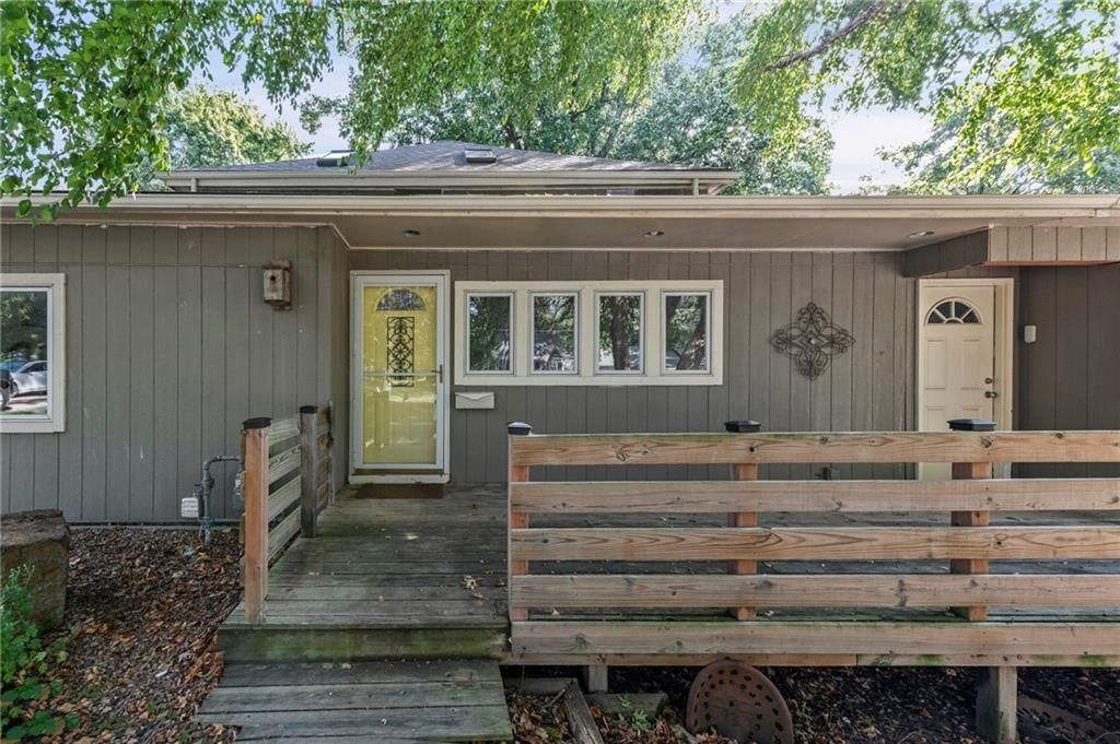 5407 Halsey Street — photo 49