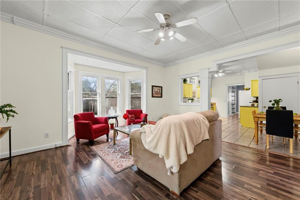 5407 Halsey Street — photo 8