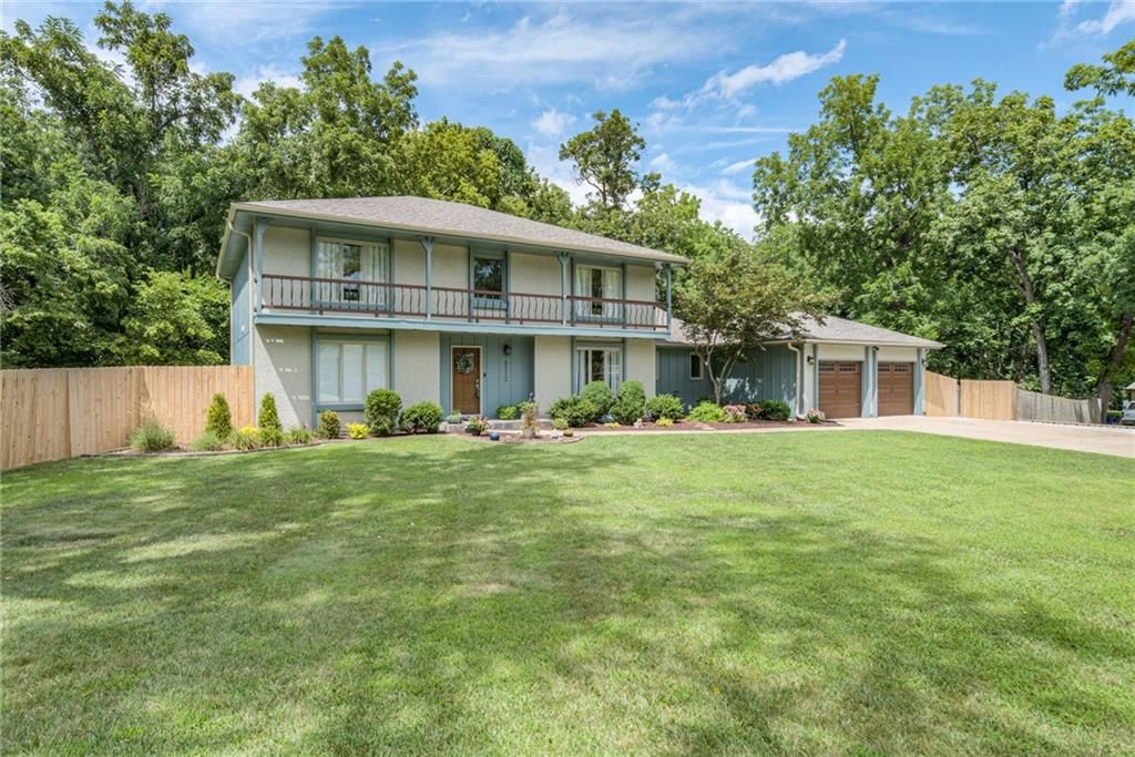 5112 Stearns Street, Shawnee, KS