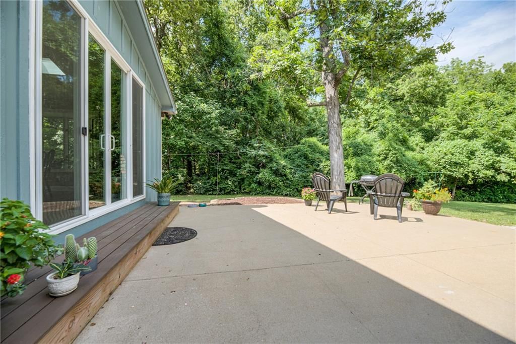 5112 Stearns Street — photo 37